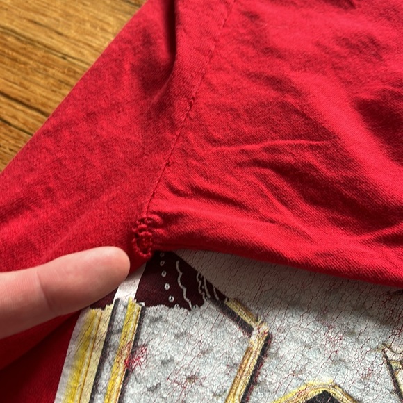 Vintage Famous Stars And Stripes T-Shirt / Y2K / Large / Red - Picture 6 of 6